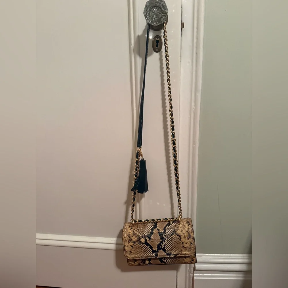 Tory Burch Fleming Small convertible shoulder bag - Picture 5 of 7